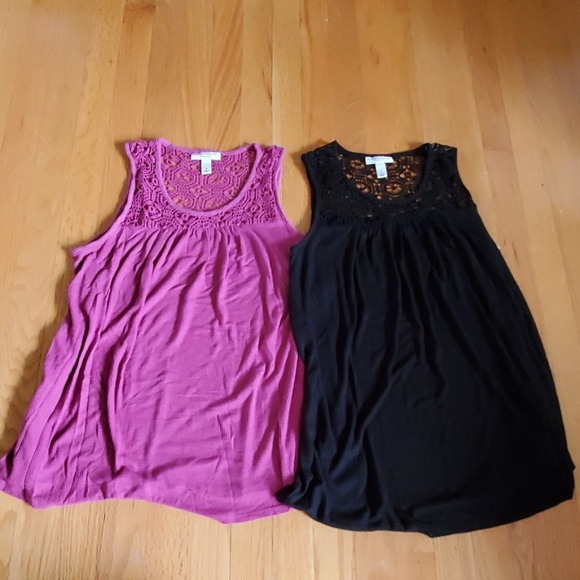Liz Lange for Target Tops - 2 Maternity Tank Tops